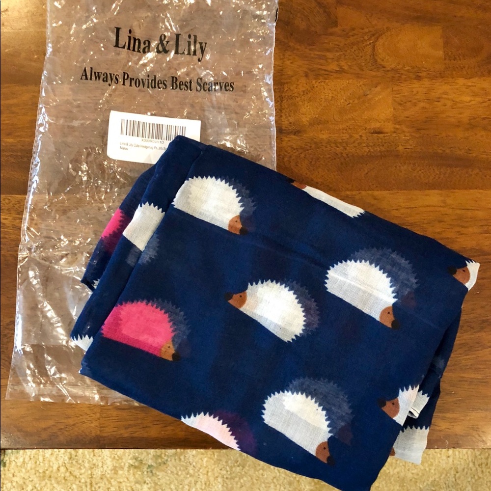 Lina & Lily Hedgehog Scarf